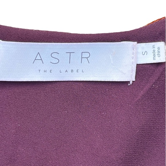 Astr Veda Floral Velvet Burnout Burgundy Wrap-Front Bodysuit Size Small - Picture 11 of 12